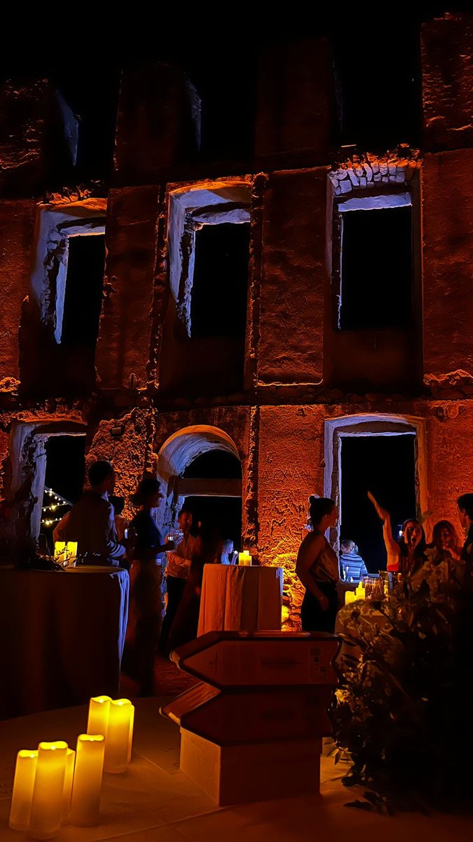 Soirée dans la cour du château – Château Prince Pierre Napoléon Bonaparte